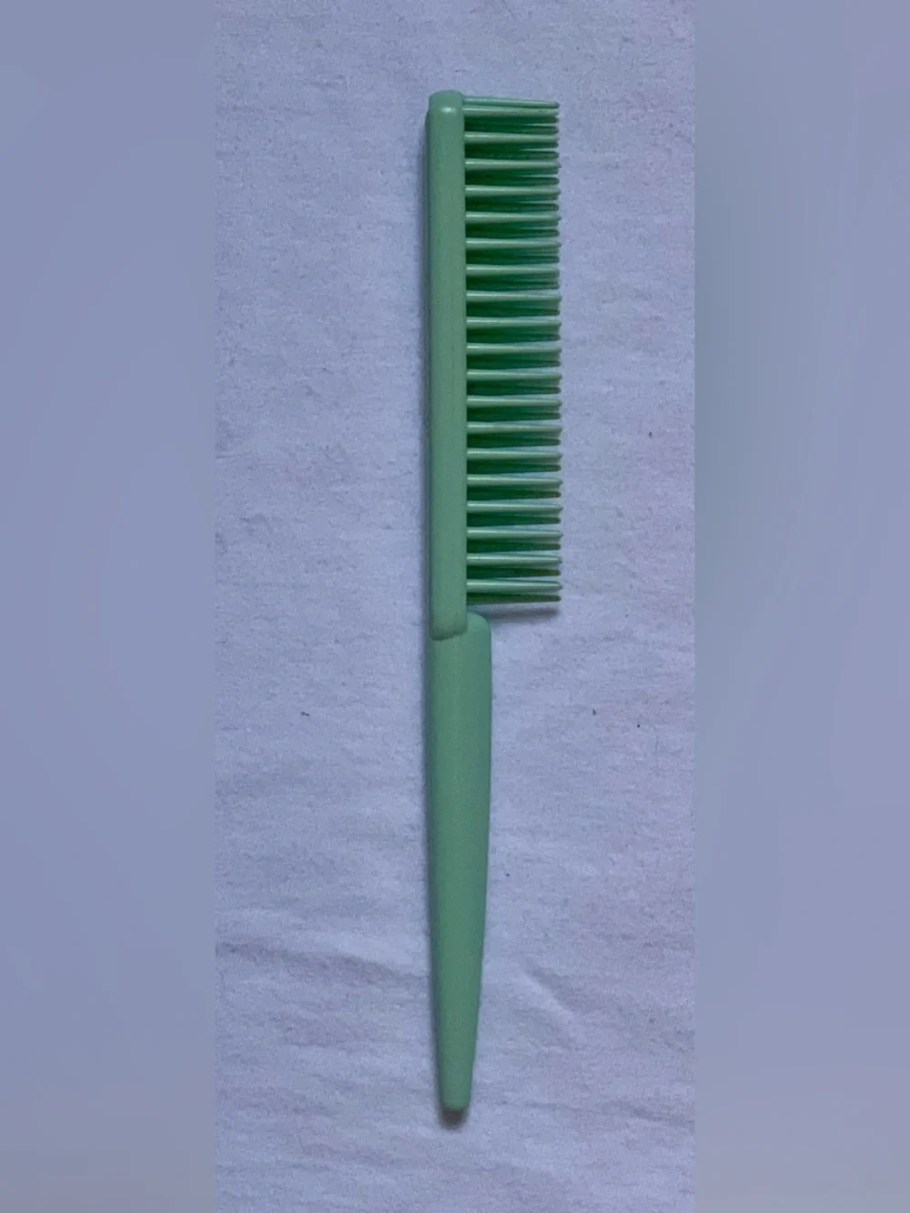 Vintage Estée Lauder Light Green Hair Teasing comb
